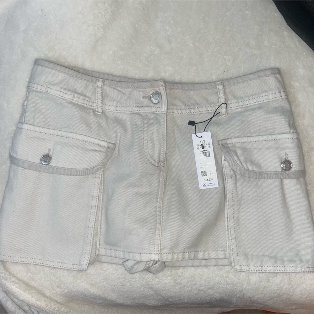 NWT Garage Mini Cargo Skort